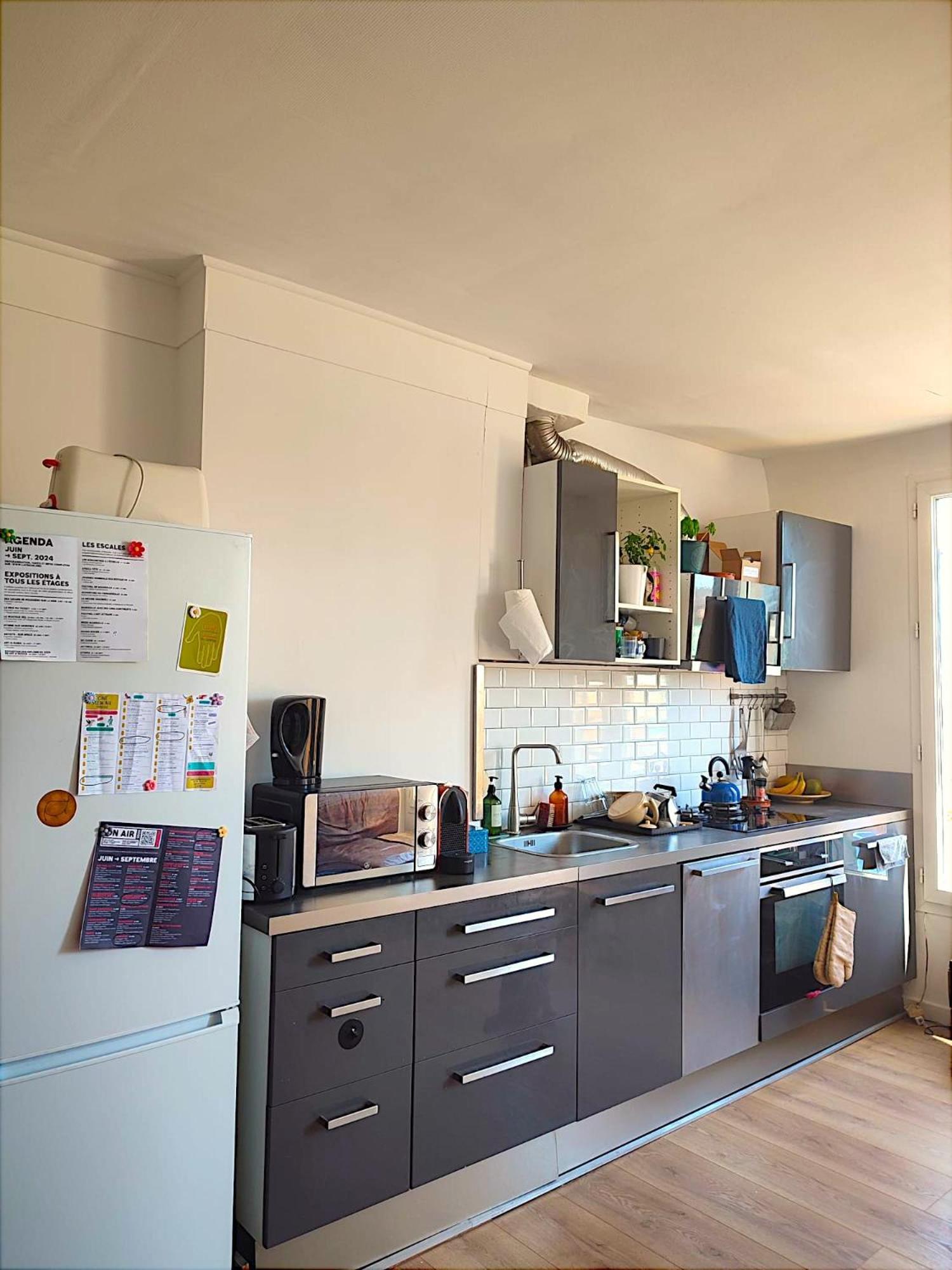 Sunny And Fully Furnished Duplex In Marseilles